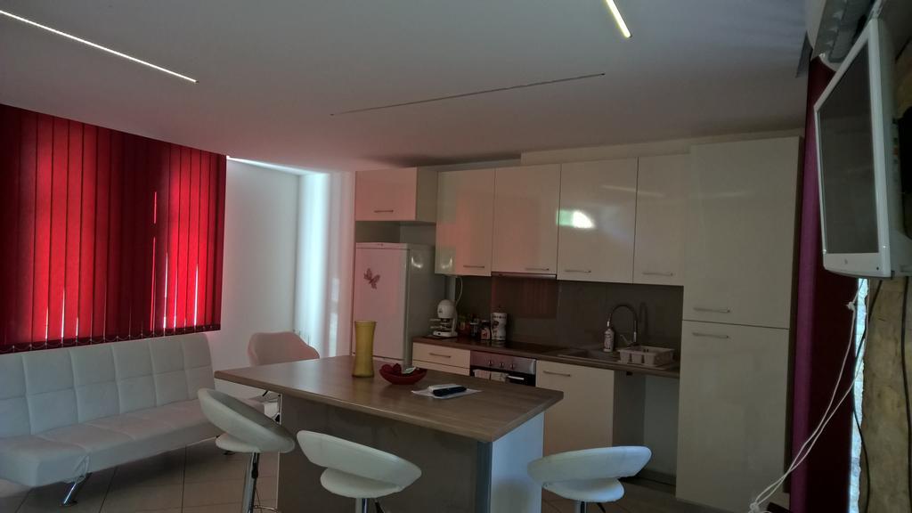 Kazinczy Apartment Kecskemet Exterior photo
