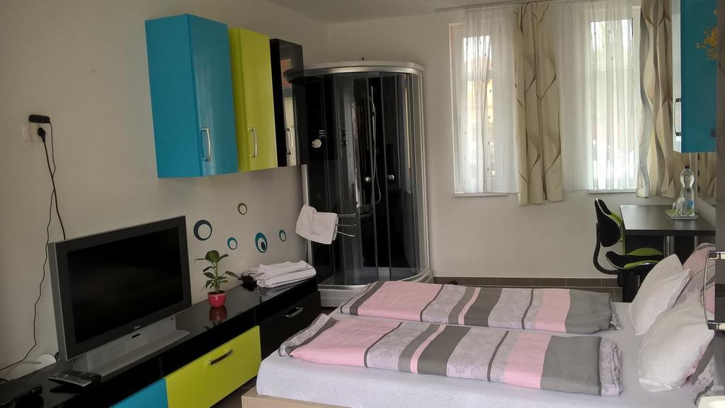 Kazinczy Apartment Kecskemet Room photo